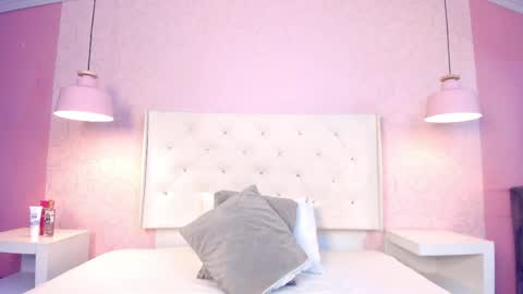 april online show from 04/20/26, 12:30