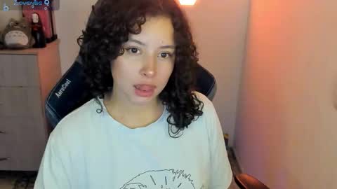 aqua emilly online show from 10/03/25, 11:02