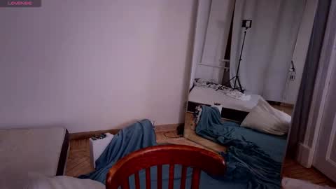 Snapshot of aqua_sultry chatting on 11/21/25, 08:40 aqua_sultry online show from 11/21/25, 08:40