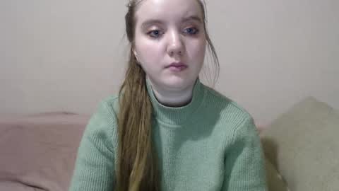 Josefin online show from 12/15/24, 02:59