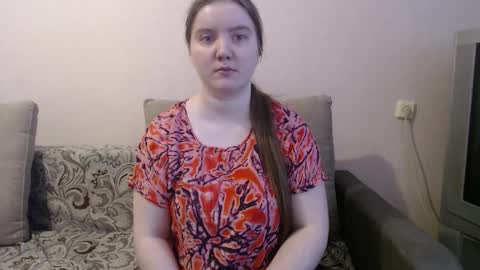 Josefin online show from 03/10/26, 03:11