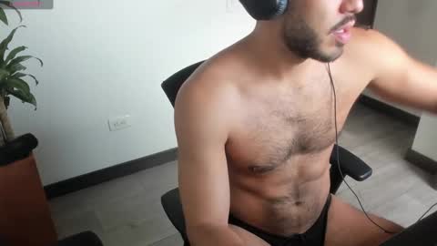 T. online show from 12/03/24, 12:38