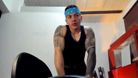 Jonathan online show from 11/12/25, 09:03