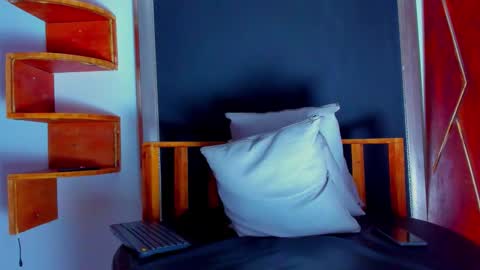 Snapshot of aquiles_elpapi chatting on 03/23/26, 09:41 AquilesElpapi online show from 03/23/26, 09:41