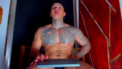 Snapshot of aquiles_elpapi chatting on 05/22/26, 03:57 AquilesElpapi online show from 05/22/26, 03:57