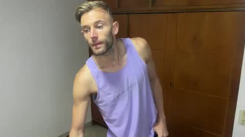 Snapshot of aquilesmade chatting on 12/08/24, 04:50 Aquilesmade online show from 12/08/24, 04:50