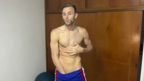 Snapshot of aquilesmade chatting on 01/03/25, 03:44 Aquilesmade online show from 01/03/25, 03:44