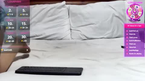 Arab Catwoman online show from 02/15/26, 07:51