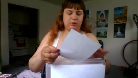 Snapshot of arabbustybeauty chatting on 06/03/26, 04:12 BustyPrincessLeila online show from 06/03/26, 04:12