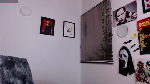 Arabella online show from 12/20/24, 01:47
