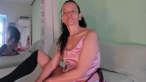 Nadia Cyel online show from 10/13/25, 04:40