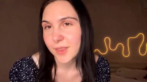 Emi online show from 03/04/26, 03:51