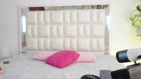   online show from 02/21/25, 05:13