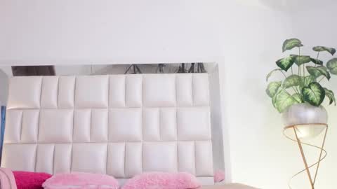   online show from 02/26/25, 08:04