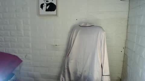 Snapshot of arahislovets chatting on 01/31/25, 04:03 arah online show from 01/31/25, 04:03