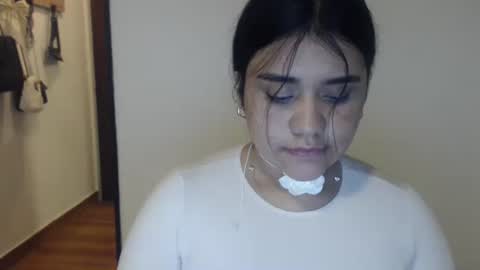 Aralyn  online show from 10/19/25, 08:15