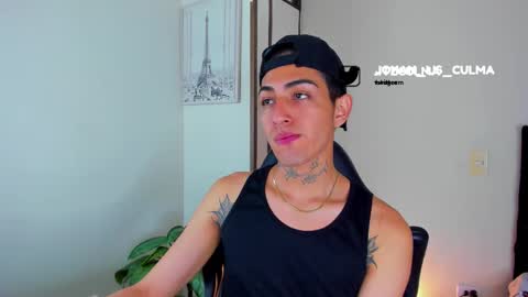 Snapshot of aran_yareth chatting on 10/24/25, 07:10 aran online show from 10/24/25, 07:10