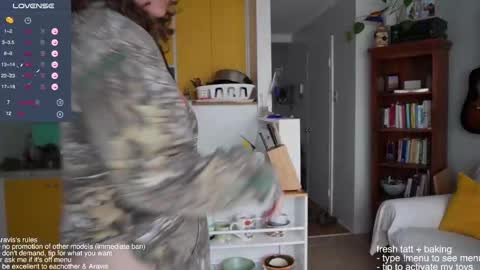 aravis online show from 10/25/25, 07:08