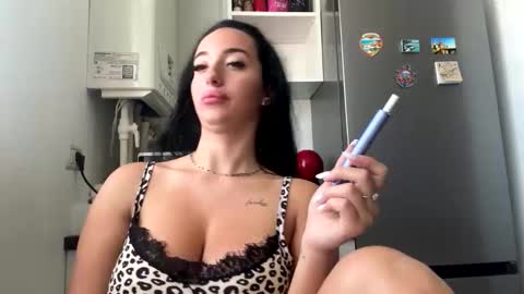 Snapshot of araya_kimber chatting on 09/18/25, 09:11 araya_kimber online show from 09/18/25, 09:11