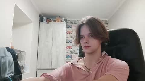 Daniel online show from 12/18/25, 08:26