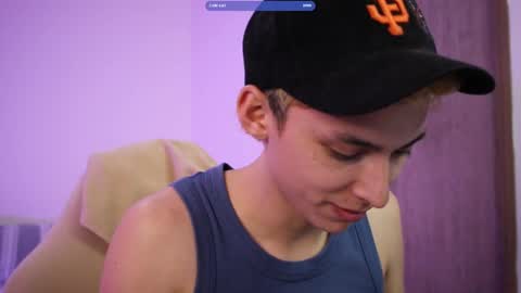 ARCHIBALDO online show from 10/18/25, 02:47