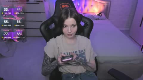 Snapshot of arden_moraine chatting on 07/29/26, 07:23 Im Arden online show from 07/29/26, 07:23