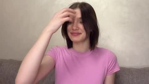 Caroline online show from 03/31/26, 06:41