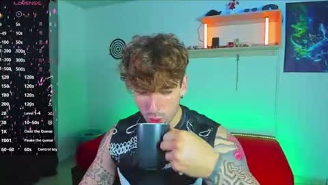 Snapshot of ares_blue chatting on 06/15/26, 11:12 ares blue online show from 06/15/26, 11:12