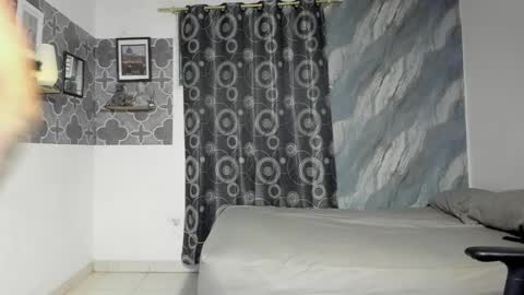 ares_parker online show from 05/25/26, 12:27