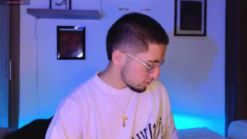 Snapshot of aresmassimox chatting on 04/30/26, 11:16 Mateo online show from 04/30/26, 11:16