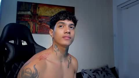 aress444 online show from 12/17/25, 08:59