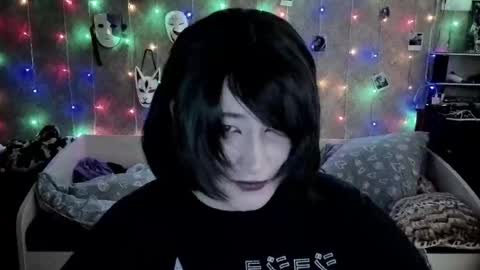 Ahri online show from 11/23/25, 08:41