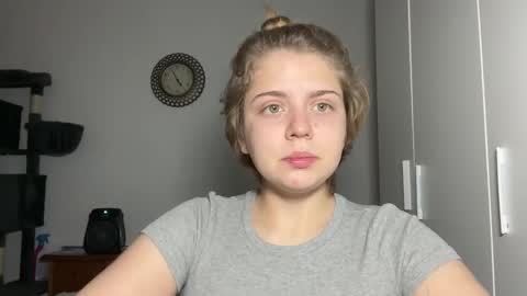 ari_crystal online show from 02/09/26, 02:54