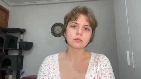 ari_crystal online show from 02/25/26, 05:22