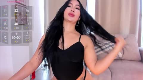 Ari online show from 11/14/25, 02:38