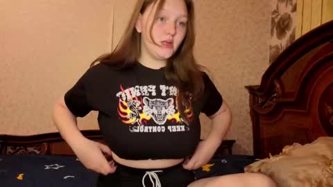 Aria online show from 04/22/26, 07:59