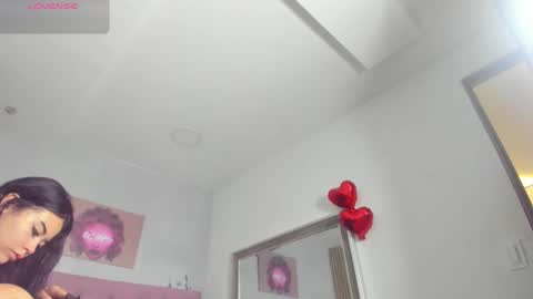 Snapshot of aria__monroe chatting on 03/21/26, 11:48 aria__monroe online show from 03/21/26, 11:48