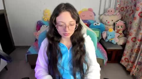 Linda online show from 01/08/26, 03:09