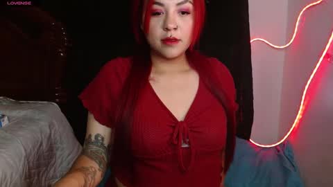 Snapshot of aria_dark994 chatting on 09/23/25, 02:47 sammi online show from 09/23/25, 02:47