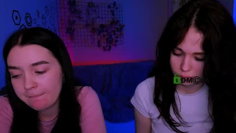 Aria online show from 04/28/26, 02:27