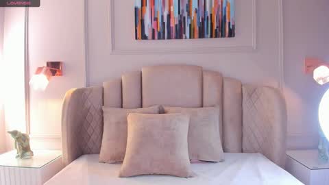 Snapshot of aria_greco chatting on 01/04/25, 02:25 Aria  online show from 01/04/25, 02:25