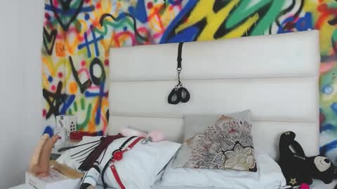 Snapshot of aria_martiin chatting on 03/10/25, 03:30 aria online show from 03/10/25, 03:30