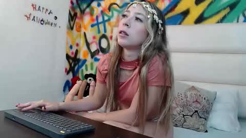 aria online show from 11/09/25, 01:20