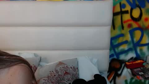 aria online show from 11/24/25, 11:43