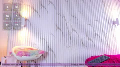 Snapshot of aria_millers_ chatting on 02/08/25, 12:28 Aria Millers online show from 02/08/25, 12:28