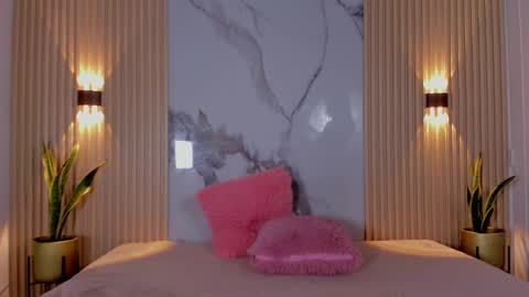 Snapshot of aria_millers_ chatting on 02/26/25, 11:41 Aria Millers online show from 02/26/25, 11:41