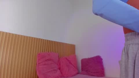 Snapshot of aria_millers_ chatting on 02/11/26, 11:37 Aria Millers online show from 02/11/26, 11:37