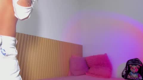 Snapshot of aria_millers_ chatting on 02/13/26, 11:39 Aria Millers online show from 02/13/26, 11:39