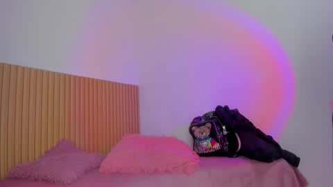 Snapshot of aria_millers_ chatting on 02/20/26, 11:22 Aria Millers online show from 02/20/26, 11:22