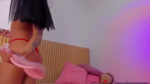 Snapshot of aria_millers_ chatting on 03/05/26, 11:28 Aria Millers online show from 03/05/26, 11:28